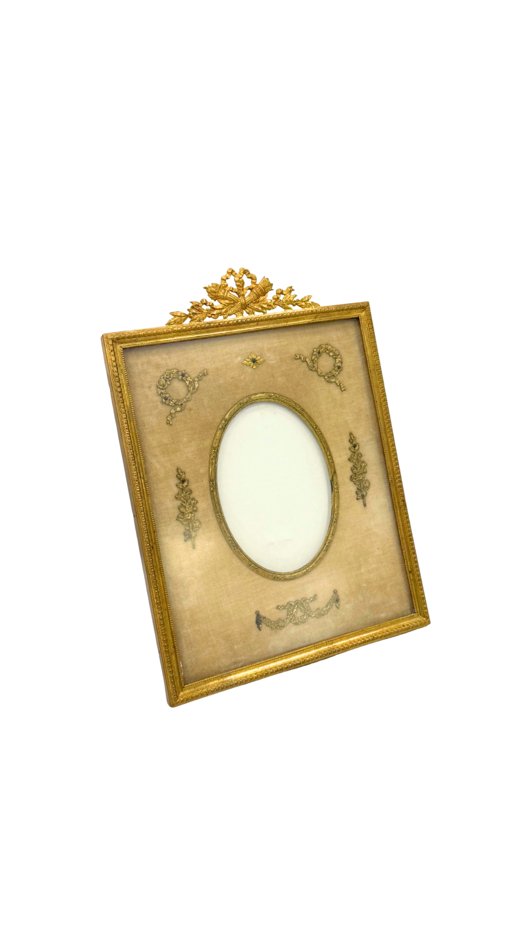 Ribbon & Laurel Frame