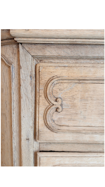 French Oak Buffet à Deux Corps