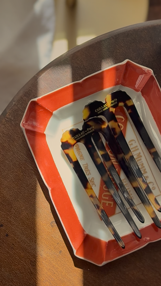 G.H. Mumm Cordon Rouge Champagne Advertising Tray