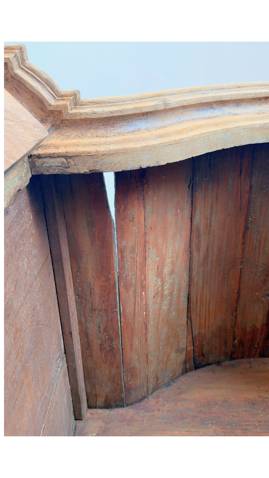 French Oak Buffet à Deux Corps