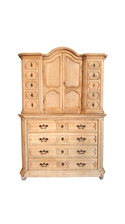 French Oak Buffet à Deux Corps
