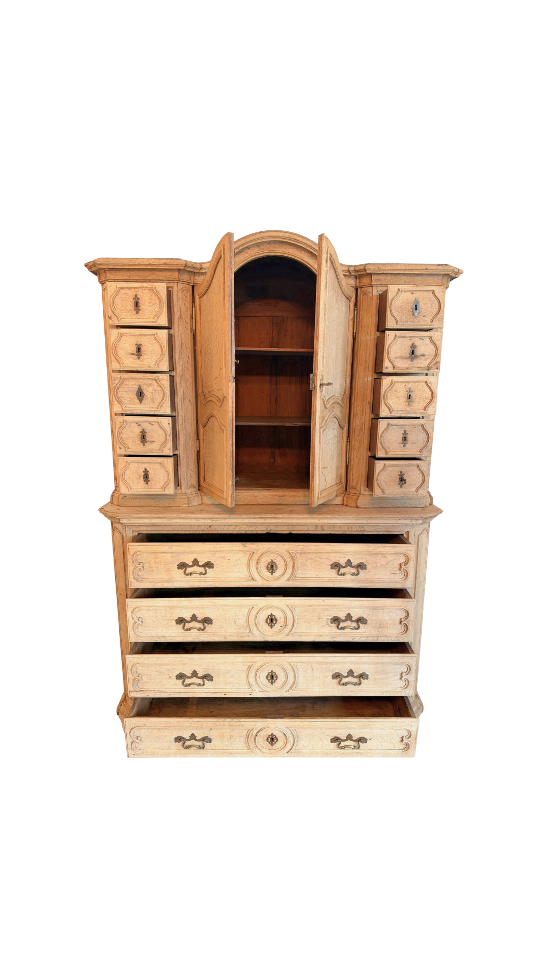 French Oak Buffet à Deux Corps