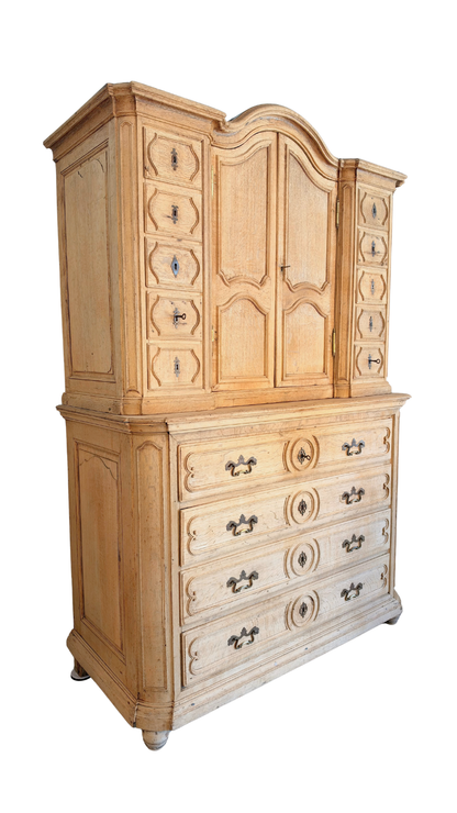 French Oak Buffet à Deux Corps