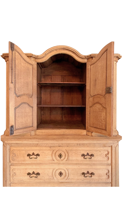 French Oak Buffet à Deux Corps