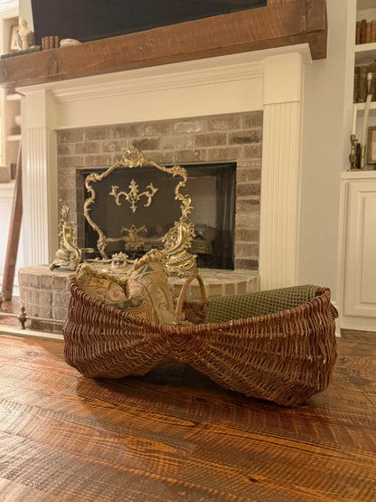 Antique Buttocks Basket