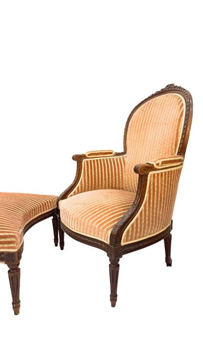 Louis XVI-Style Duchesse Brisée