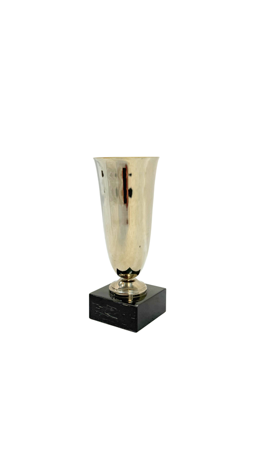 Trophy Vase Long