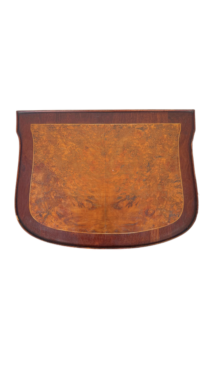 Louis XV–Style Nightstands with Burl Veneer Panels