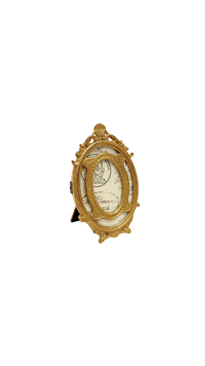 French Gilt Oval Frame